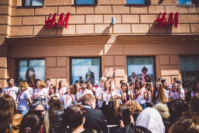 Флагманский H&M на Тверской: фото с открытия