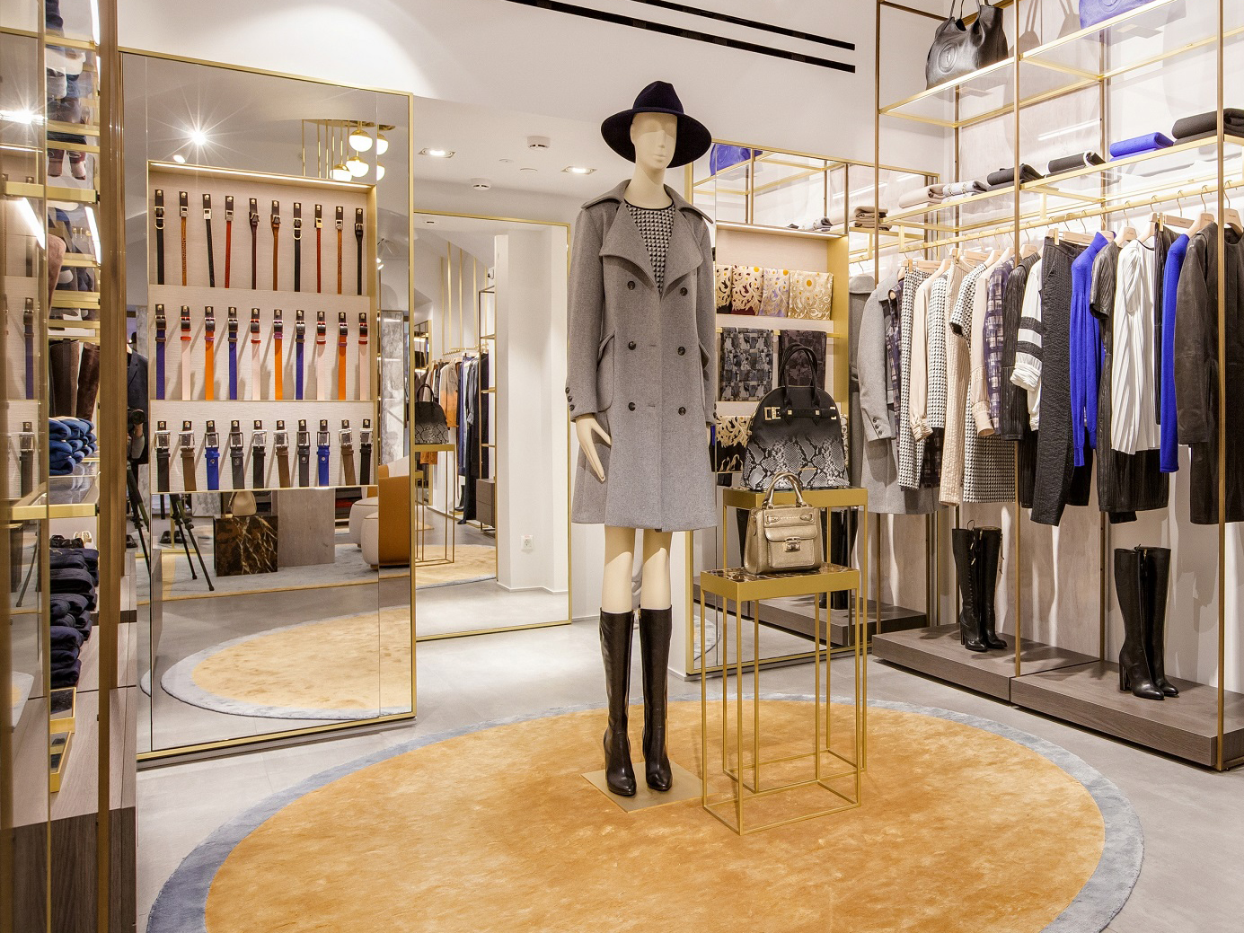 женская мода магазин москва. модный бутик. бутик одежды. женская мода магазин москва. брендовые магазины одежды.