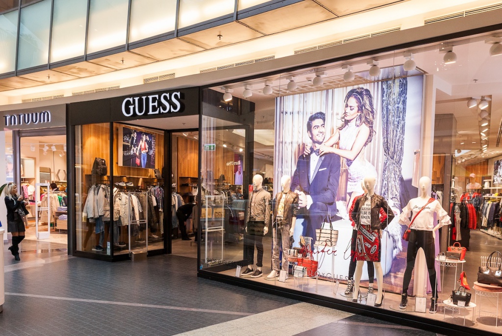 Магазин guess солярис