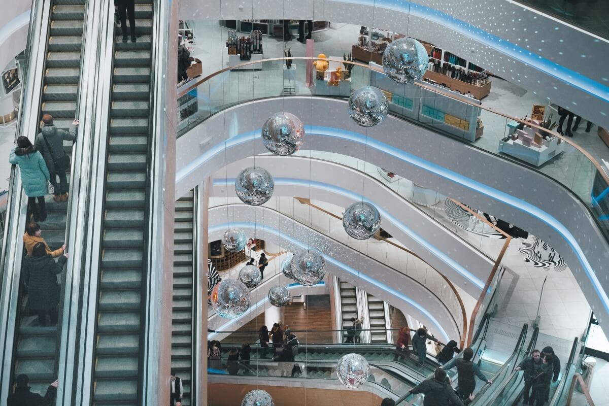 Mall Index: трафик в торговых центрах отстает от докризисного на 29%