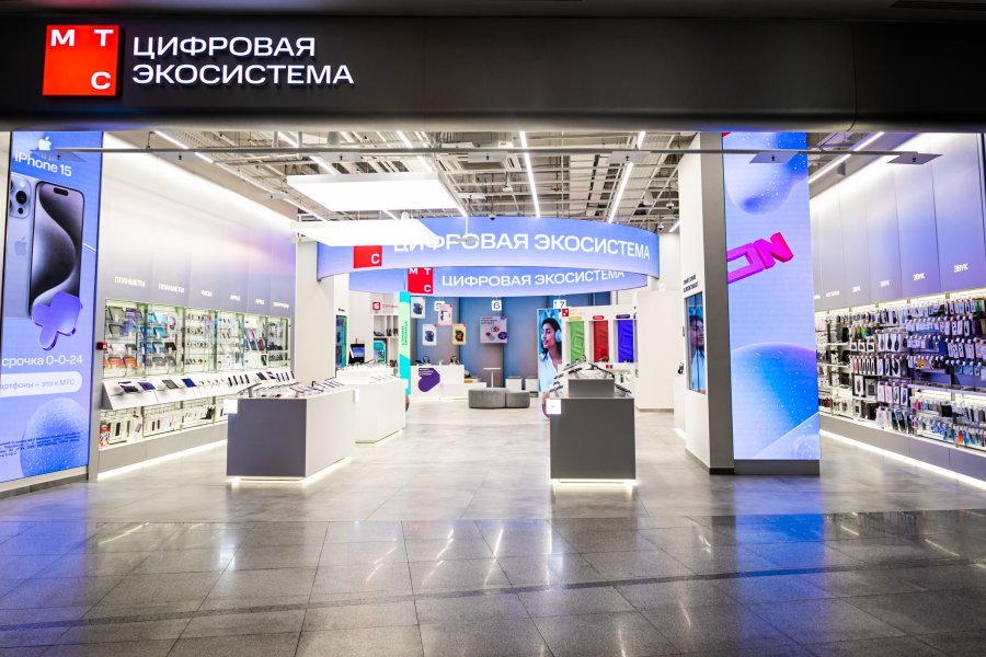 В Москве открылся первый салон МТС нового поколения