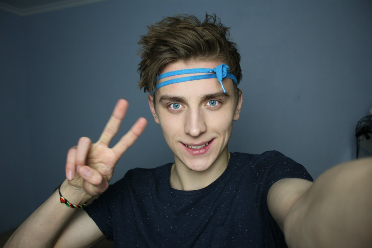 Влад Бумага в VK Влад Бумага в VK