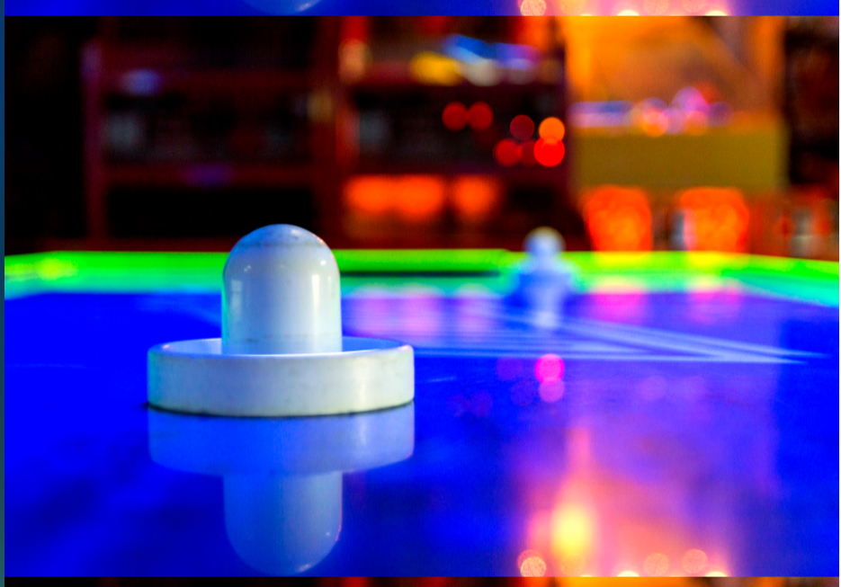 Легендарные аэрохоккеи Dynamo Hot Flash завоевывают российский рынок Легендарные аэрохоккеи Dynamo Hot Flash завоевывают российский рынок