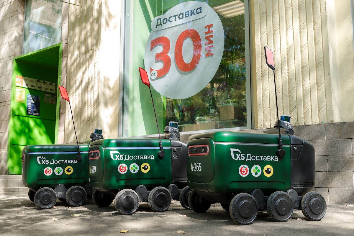 Робот_002.jpg Робот_002.jpg