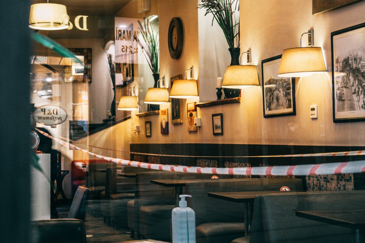 Закрытое кафе - pexels