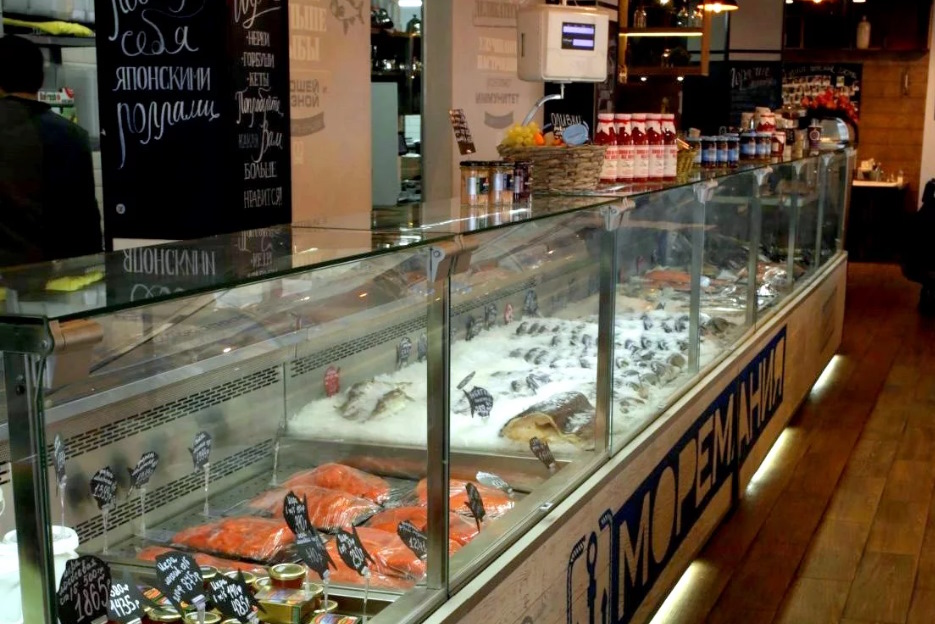 moremania.jpg moremania.jpg