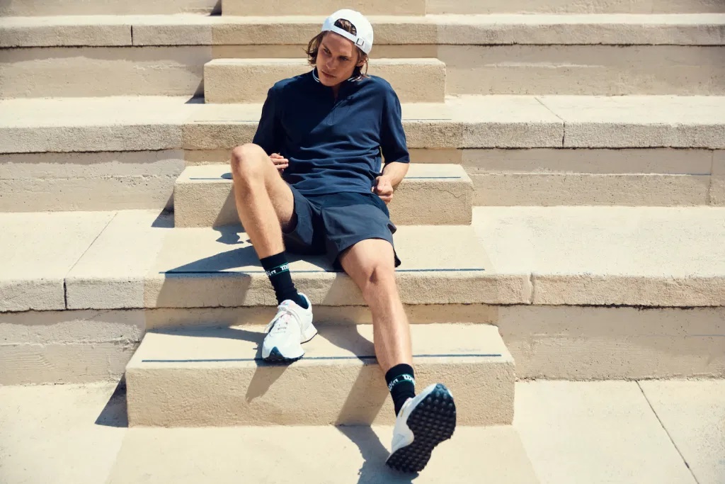 Коллекция спортивной одежды Wilson