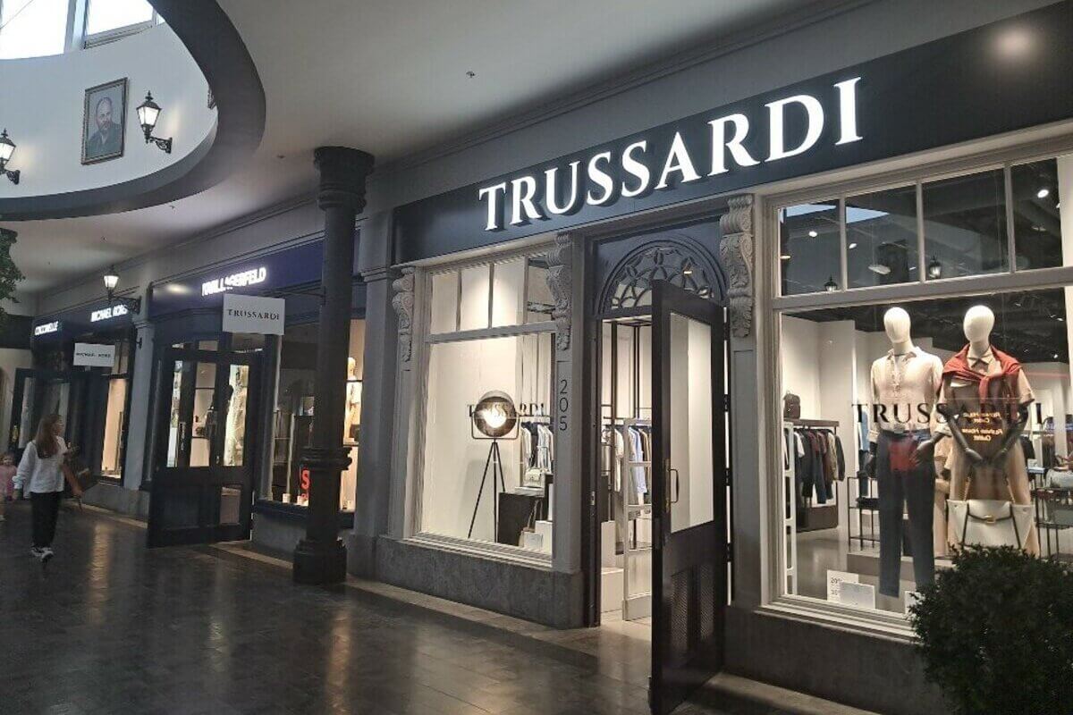 Trussardi.1