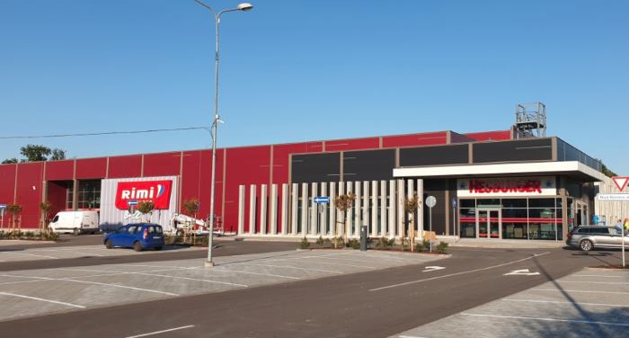 Торговый центр Ozols.jpg