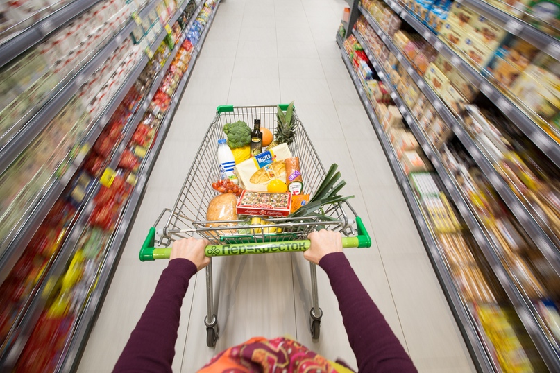 В супермаркете 0kh3nkjPHWM.jpg