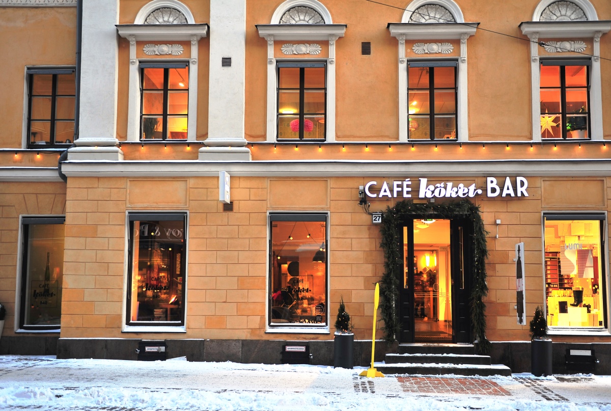 Здание с кафе - Depositphotos