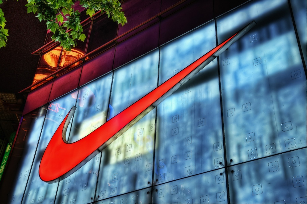 Nike Store Shanghai - магазин - depositphotos Nike Store Shanghai - магазин - depositphotos