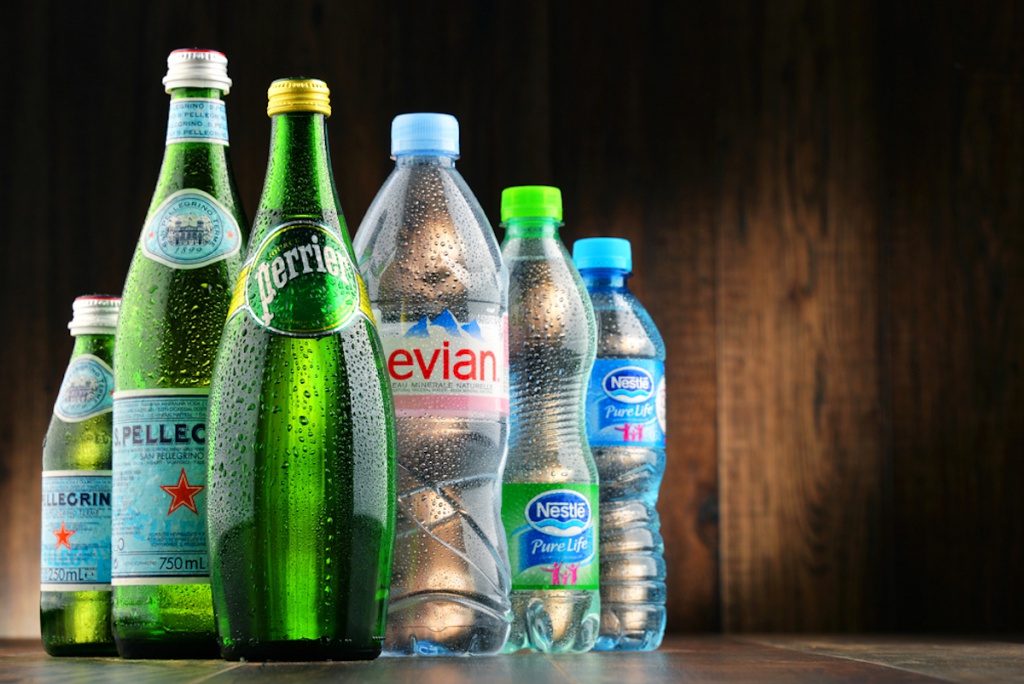 Nestle вода Perrier, San Pellegrino - Depositphotos Nestle вода Perrier, San Pellegrino - Depositphotos