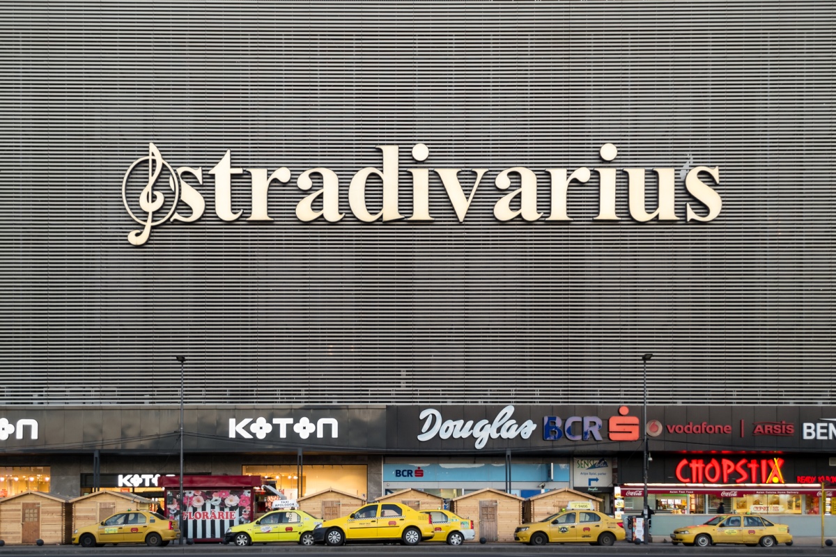 Stradivarius - Depositphotos