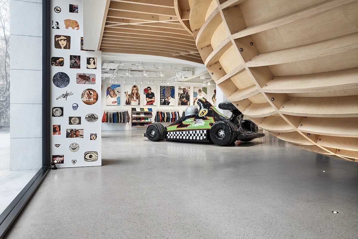 Supreme Шанхай