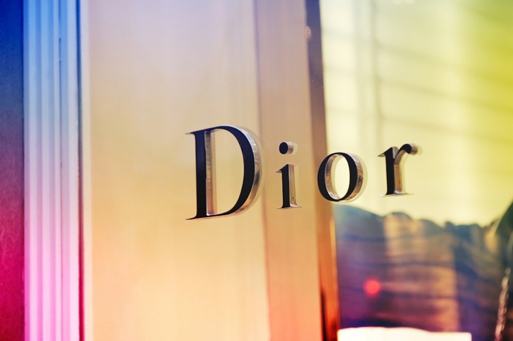 Dior Store Depositphotos
