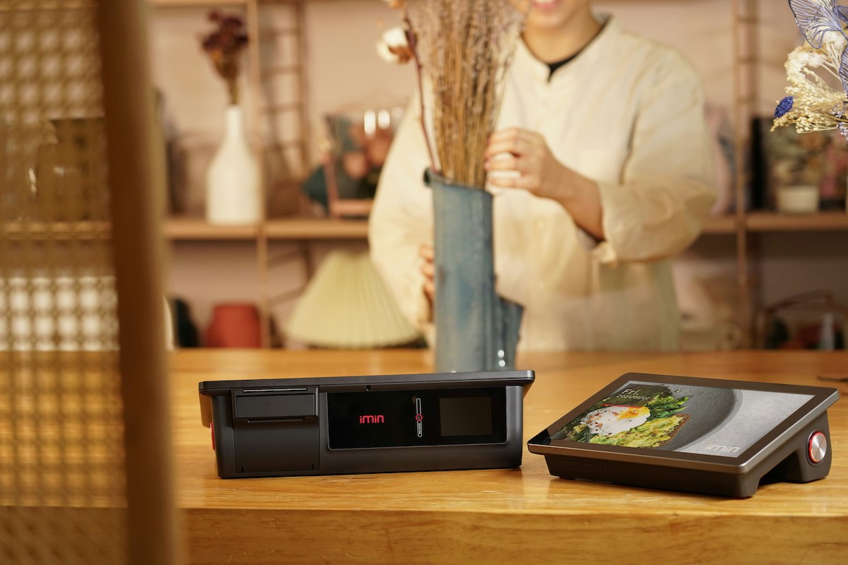 CRM или программа лояльности для магазина - Unsplash imin-technology-gdLZ9lZZ3G8-unsplash.jpg