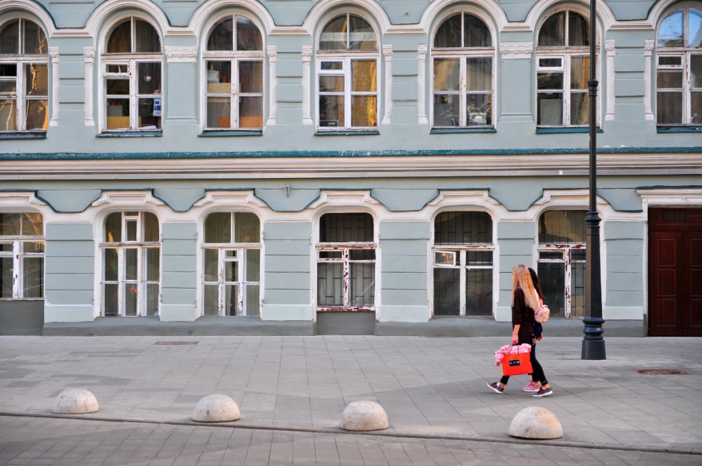 Улица в центре Москвы - Photogenica
