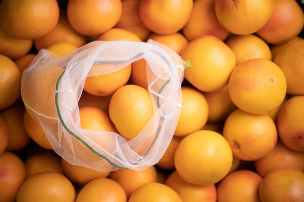 «Пятерочка» ввела платные мешки для взвешивания фруктов