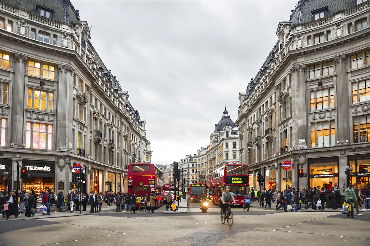 Oxford street - London - Depositphotos