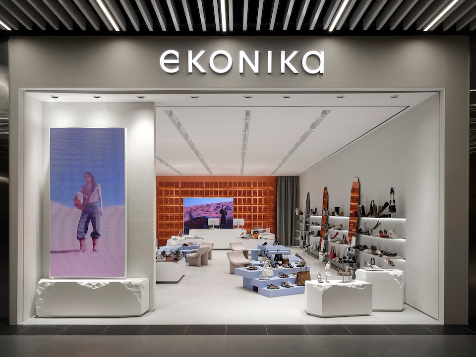 Ekonika.1