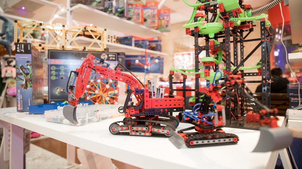 Весенняя ярмарка ЦДМ Весенняя ярмарка ЦДМ 2.jpg