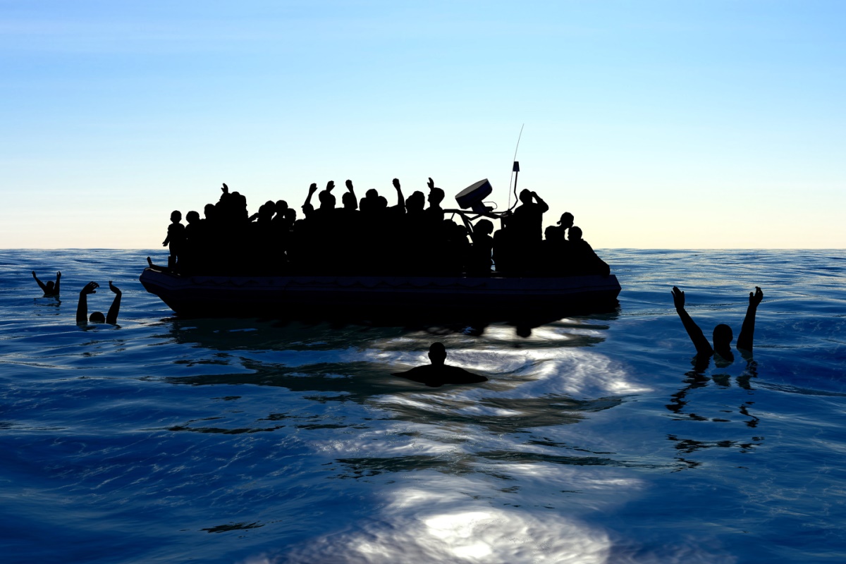 Мигранты в воде - Depositphotos