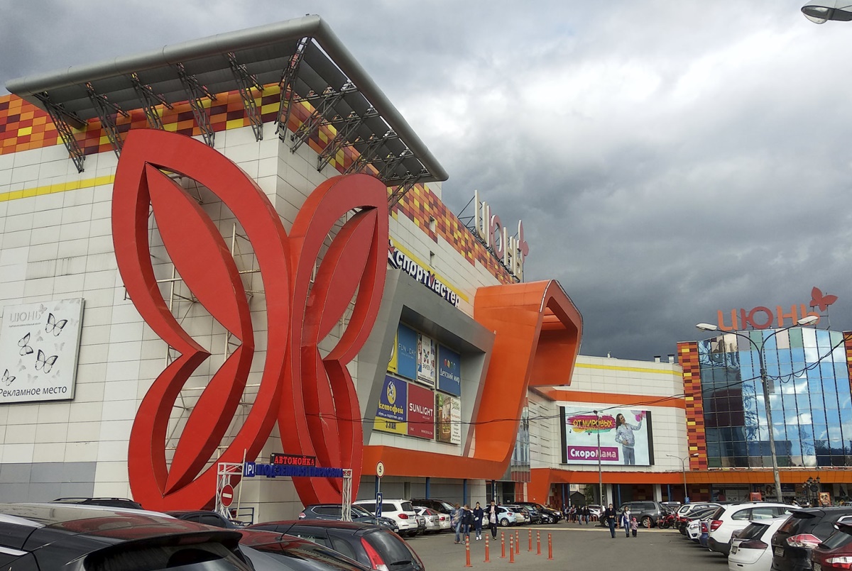 Торговый центр Июнь - archstr.ru