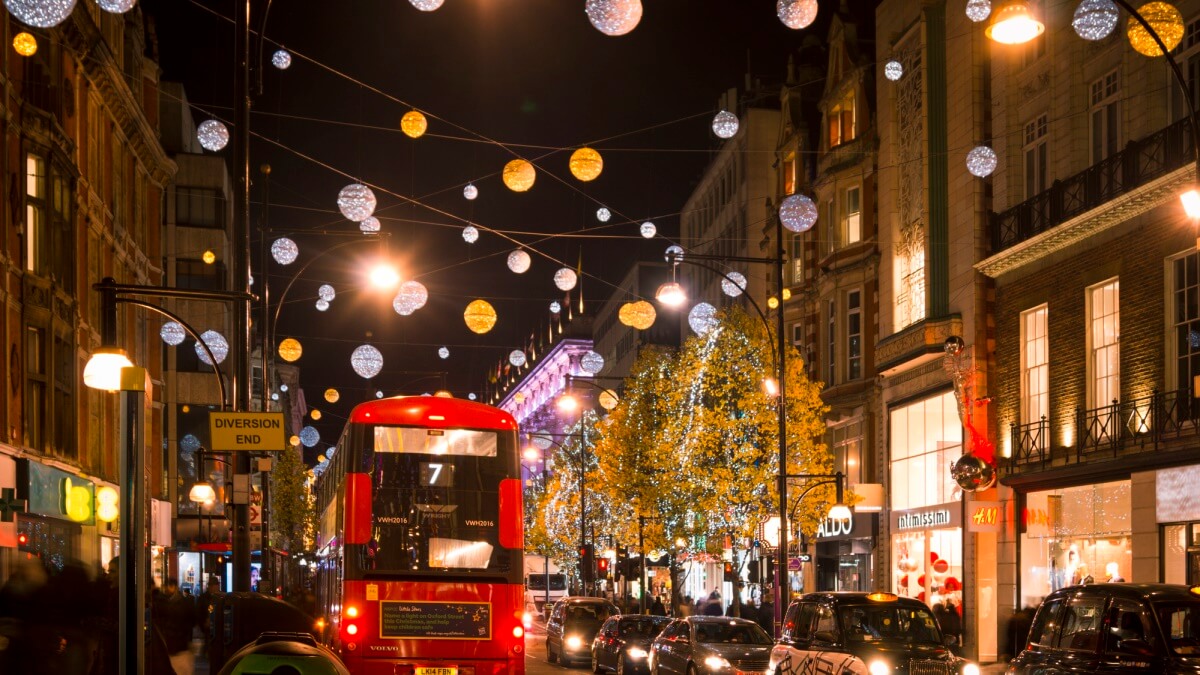 Oxford street - depositphotos