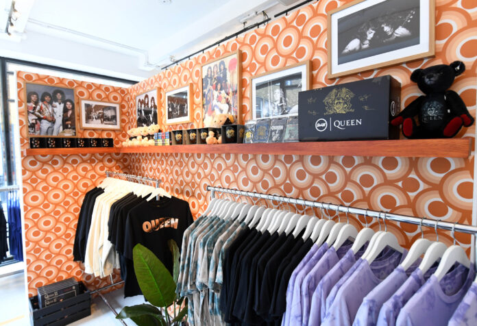 Queen store - Doug Peters/PA Wire Queen store - Doug Peters/PA Wire