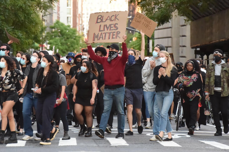 Протесты в Нью-Йорке.jpg Протесты в Нью-Йорке.jpg