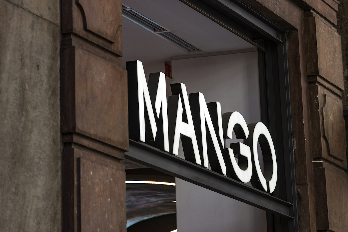 Магазин Mango - Depositphotos.com
