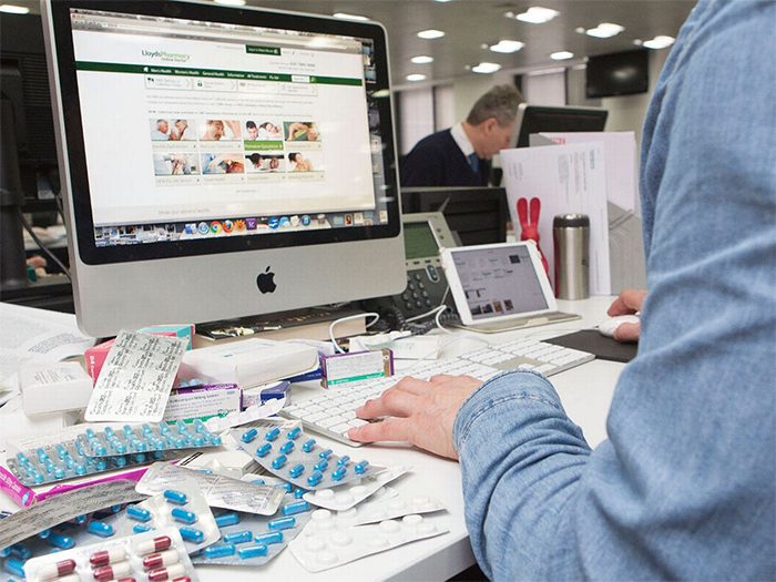 Продажа лекарств онлайн.jpg