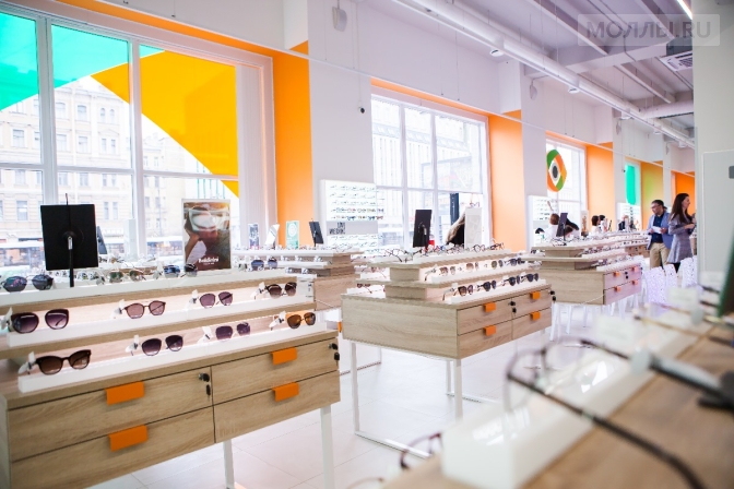 Сеть оптик «Счастливый взгляд» открывает флагманские салоны в Москве и Санкт-Петербурге