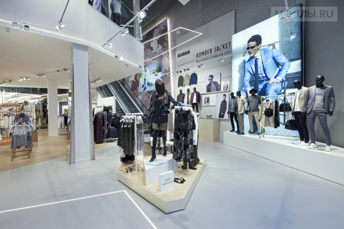 River Island запустил новый концепт-стор в Бирмингеме