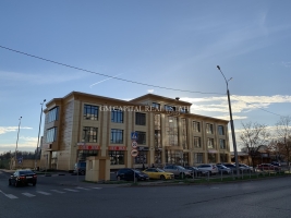 Сдаются помещения от 1 до 750 м² в торговом центре «София» 