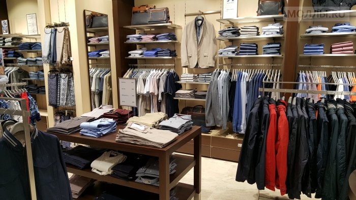 Первый салон Henderson в Ессентуках