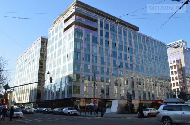 Di Fronte de la Casa