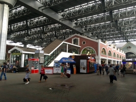 торговый центр рядом с казанским вокзалом. 2 тц казанский. комсомольская площадь д 2 тц казанский. тц универмаг московский комсомольская площадь. казанский вокзал торговый центр.