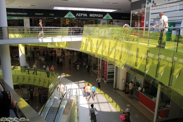 Тройка (Ашан Сокольники)