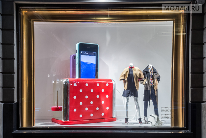 Модная кухня: ЦУМ представил витрины нового сезона