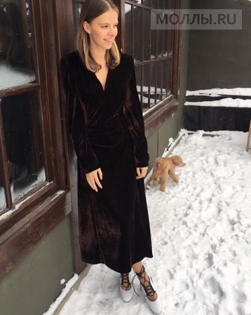 12Storeez: новая марка в Москве