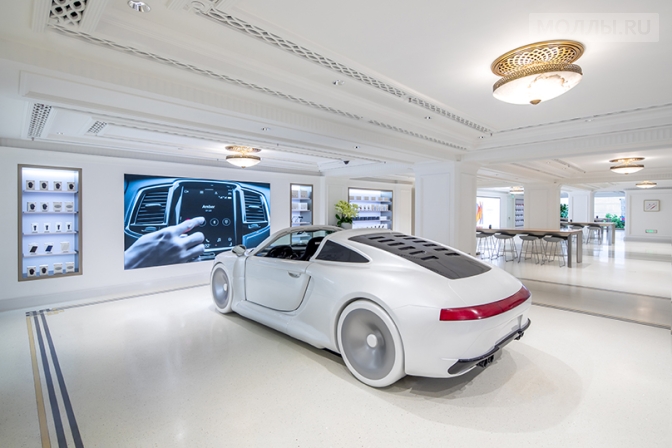 Самый большой флагманский магазин Huawei заработал в Шанхае