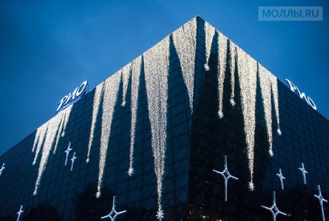 Эксклюзивные новогодние украшения - обязательный зимний элемент для ритейла