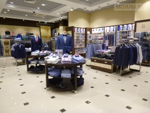 В «Метрополисе» открылся салон Henderson