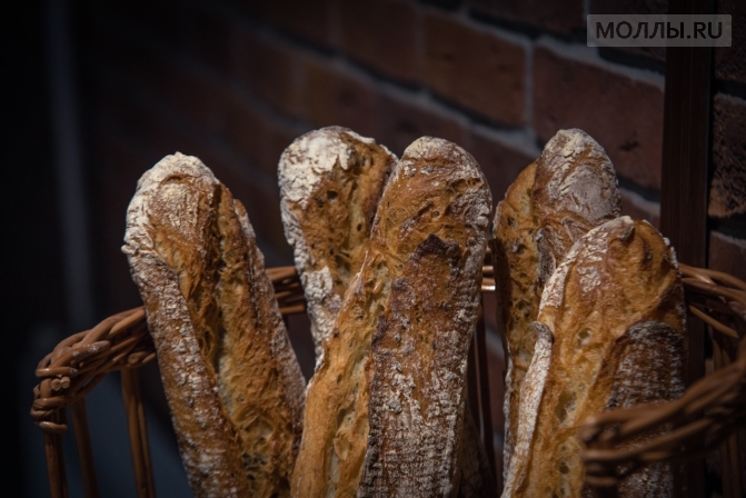 На фуд-холле EAT Market открылись новые корнеры