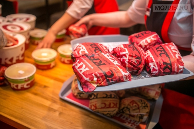 Сеть KFC в России выросла до 600 ресторанов