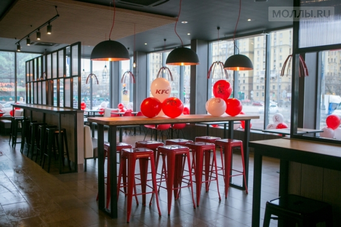 Сеть KFC в России выросла до 600 ресторанов