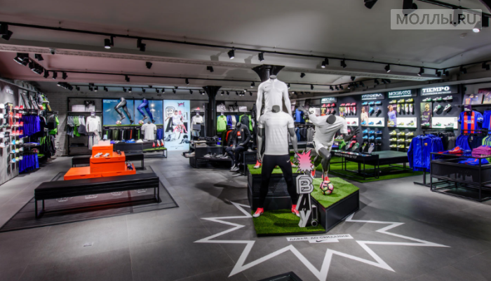 Флагманский магазин Nike открылся на Кузнецком мосту